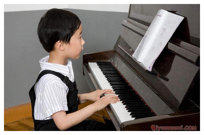 孩子学钢琴时,家长的作用?